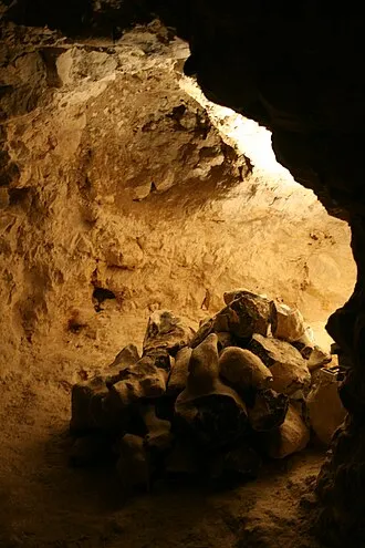 モンス市スピエンヌの新石器時代の火打石採掘地